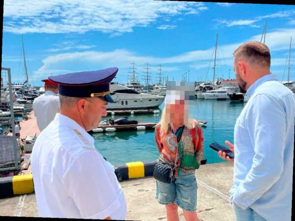 В Сочи борются с навязчивыми зазывалами