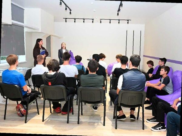 Молодежный центр в микрорайоне Донская в Сочи обновлен