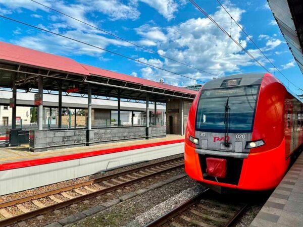 С 1 октября между Сочи и Имеретинским курортом будет курсировать 26 дополнительных поездов «Ласточка»