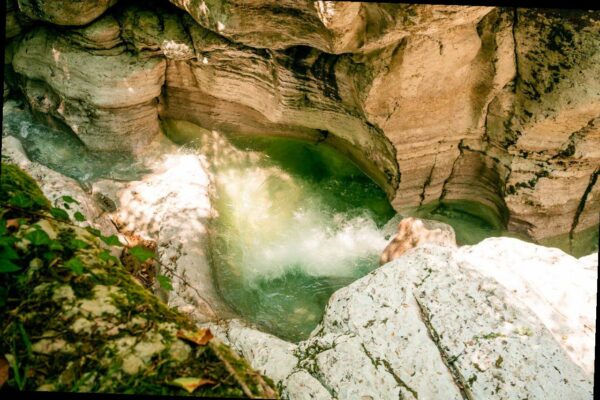 Идеальное место для осеннего отпуска в Сочи: Хоста после сезона