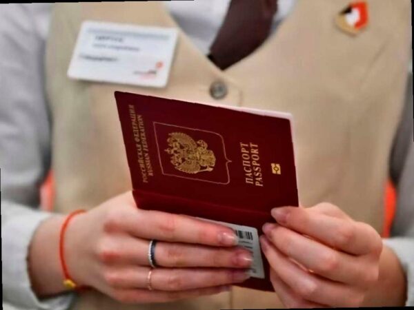 С 2026 года дети до 14 лет должны иметь заграничный паспорт для поездок в Абхазию, Белоруссию и Казахстан