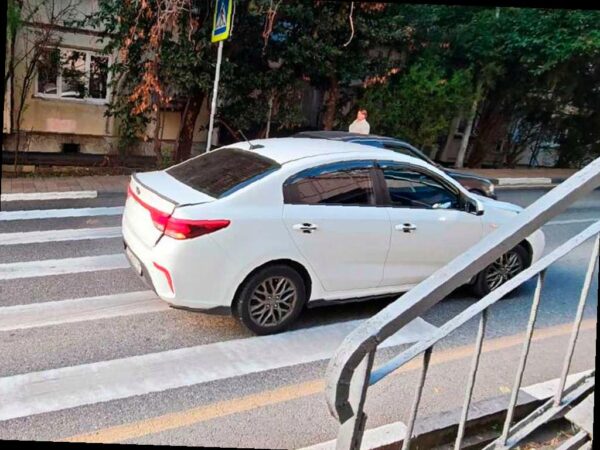 Ребенка сбили на пешеходном переходе в центре Сочи