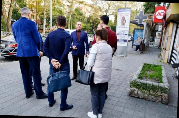 «Виктор Тепляков осмотрел район Донская»