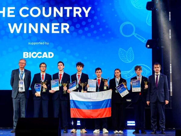 Сборная России победила на Международной естественно-научной олимпиаде в Сириусе