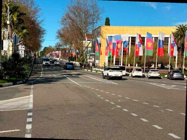 Изменения в схеме движения на пересечении Курортного проспекта с улицей Воровского