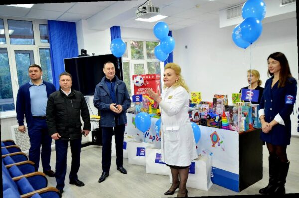 «Виктор Тепляков поддержал благотворительную инициативу «Коробка храбрости»