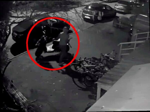 В Адлере задержали похитителя мопеда в преддверии Нового года