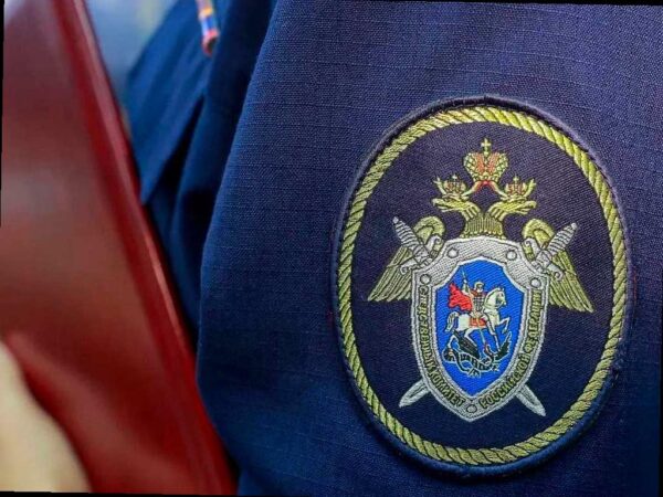 В одном из отелей в поселке Лоо Лазаревского района Сочи произошел инцидент с детьми, которые приехали на спортивные сборы. В ночь на 7 января у подростков возникли симптомы отравления. Сразу им была оказана первая помощь, а специалисты Роспортебнадзора выявили, что возбудителем инфекции стал норовирус. По информации ведомства, жизни и здоровью детей и их сопровождающих ничего не угрожает.